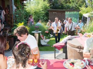 Alleinunterhalter Andreas Kraus am Saxophon